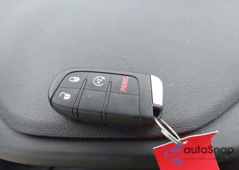 2017 Jeep Renegade Sport 4X4 from USA, damaged, VIN ZACCJBAB0HPG65461